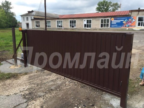 Автоматические ворота сдвижные из профнастила