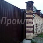 Ворота откатные из профнастила