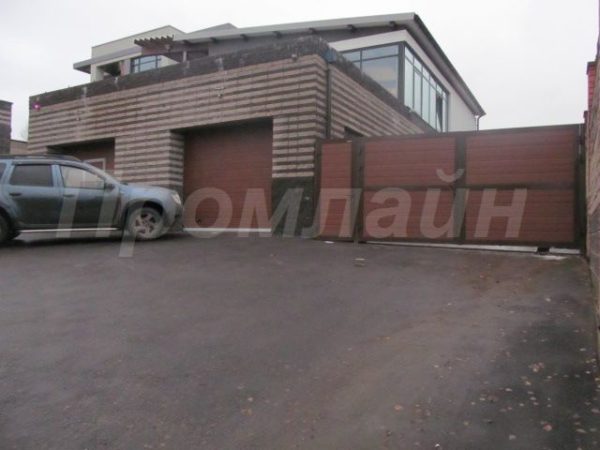 Автоматические распашные ворота из сэндвич панелей Doorhan