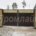 Автоматические распашные ворота из профнастила